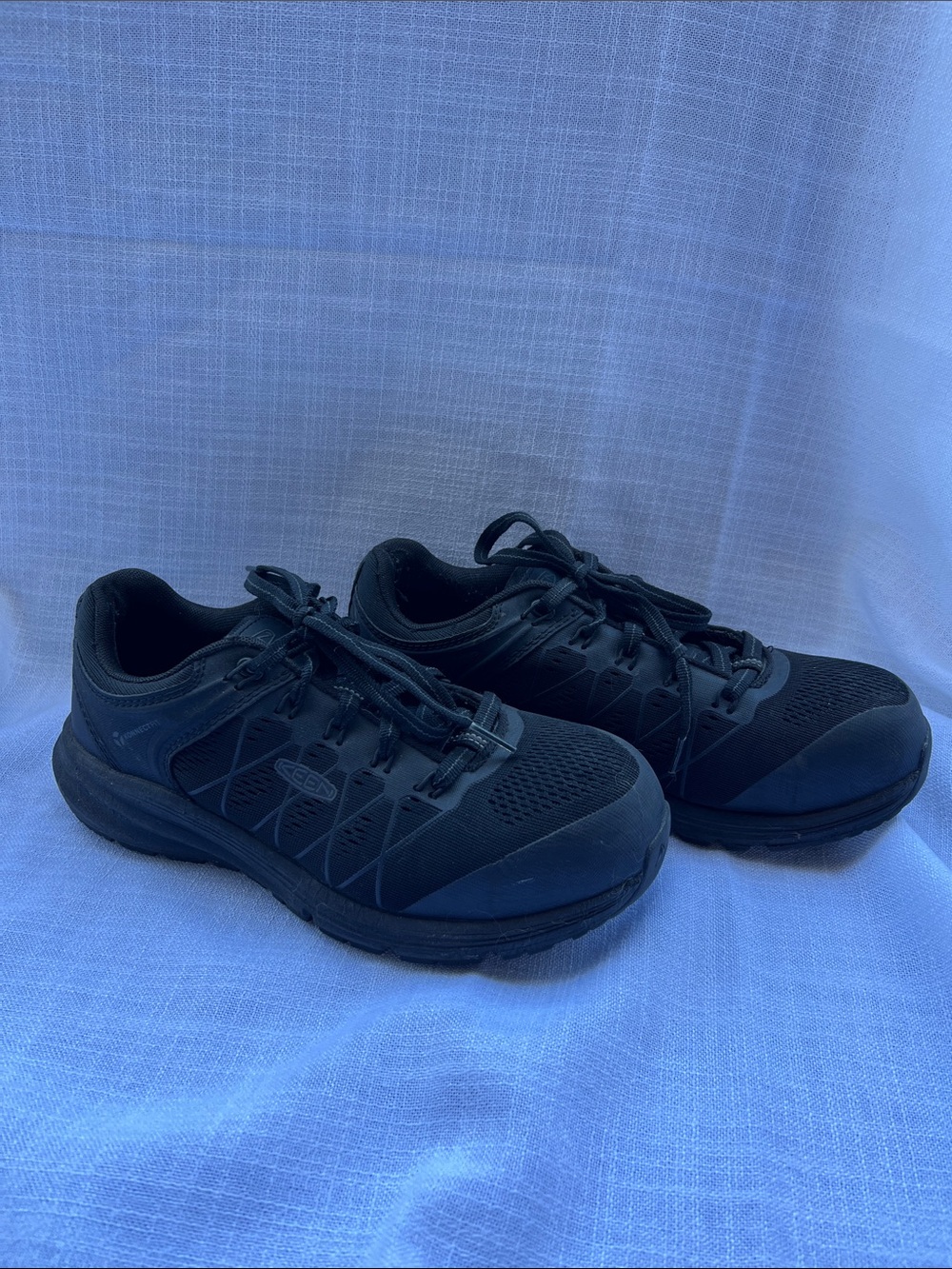 KEEN Vista Energy Utility Sneaker - All Black Men’s 10